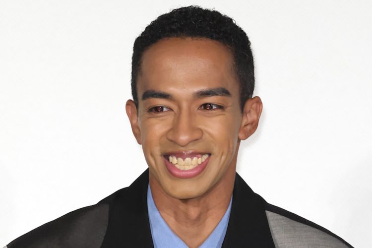 衝撃の逮捕となった