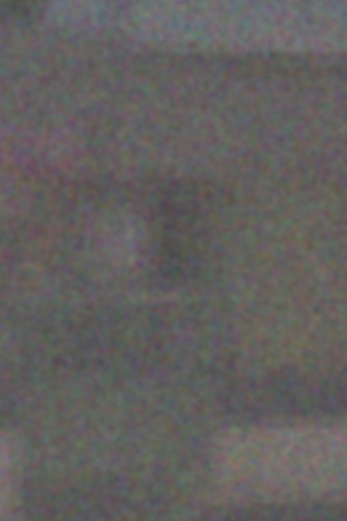 事件現場とされる雑居ビルの入口。当時は人通りも少なくなかったという