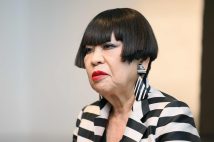 推し活が話題のコシノジュンコ（時事通信フォト）
