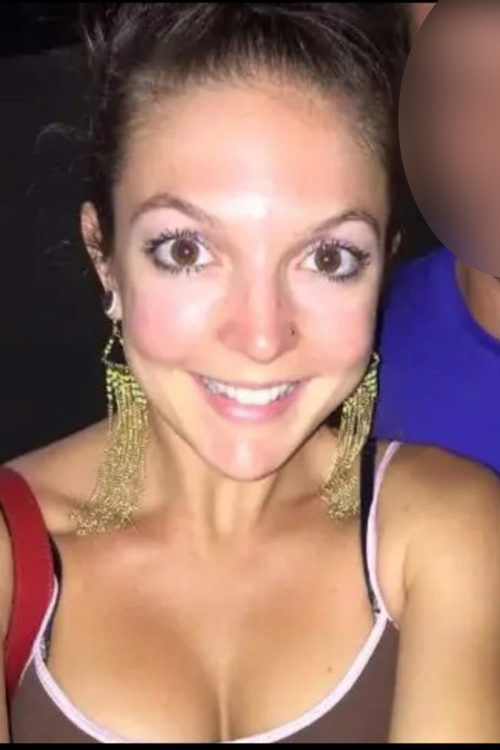 行為に及ぶ数週間前から息子に性的なジョークを言うようになっていたという（Facebookより）