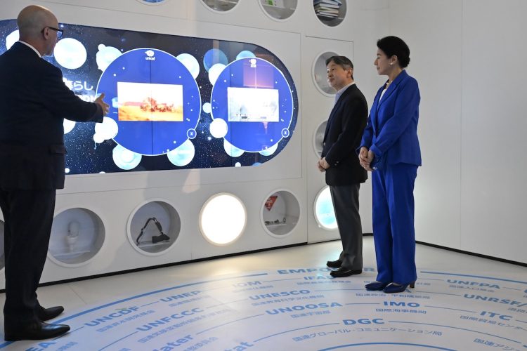 通訳なしで英語の説明を受けられた(2025年10月6日、撮影/JMPA)