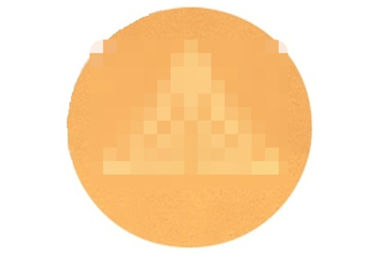 母が顔に貼っていたシール。「ここぞというときの願いごと」に使うという