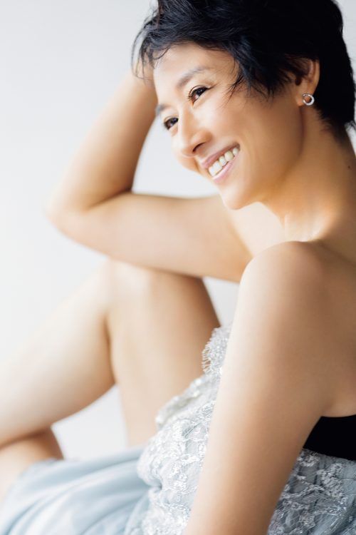 「心理的にゾ~ッとするような悪人役とか、ふりきったコメディとか。これまでの“菊川怜”のイメージを覆すような役にも挑戦していきたいです」