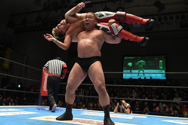 中西さんの得意技「アルゼンチン・バックブリーカー」