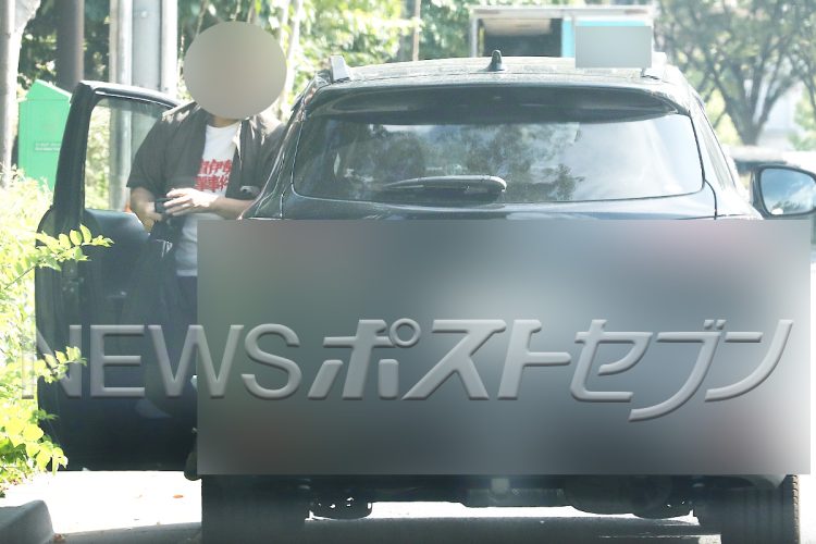 新恋人は安達と同世代