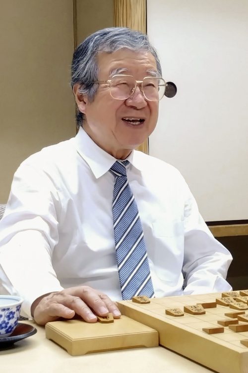 現役最後の対局を終えた青野照市九段(2024年6月13日撮影、共同通信社)