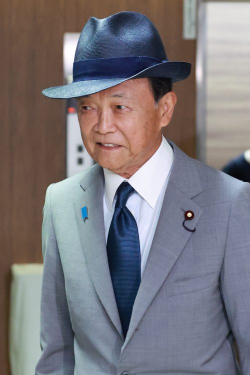 スタイル維持のため運動も欠かさない（時事通信フォト）