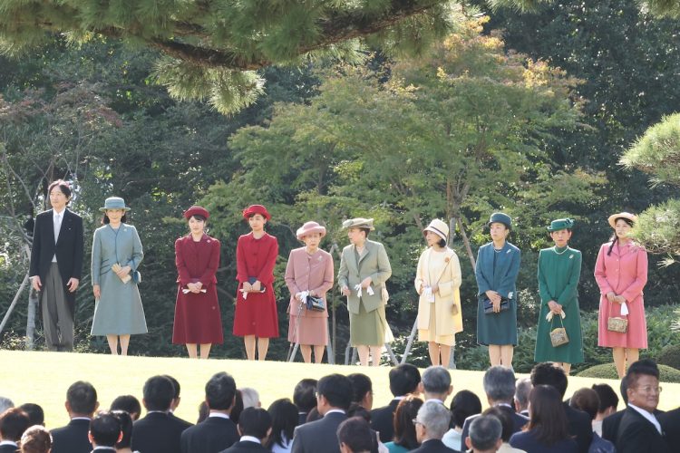 天皇皇后両陛下が主催する「秋の園遊会」が開かれた(2025年10月28日、撮影/JMPA)