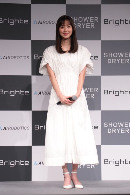 芸能界でも「大黒柱妻」は多い