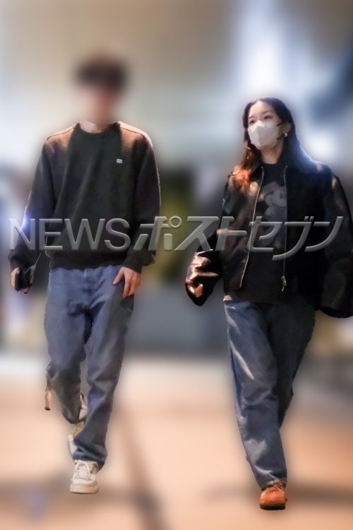 元マネージャー男性と“おそろコーデ”でライブ参戦(2025年10月)