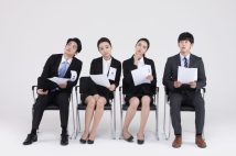 「新幹線の売上を上げるには？」…コンサル転職の「ケース面接」で問われる“論理的な問題解決力”　応募者がハマりがちな“落とし穴”とは