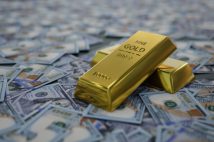 金相場の高値更新の裏側で起きている価格形成の構造変化　非米国同盟国の間で加速する「ドル依存からの脱却」、中国人民銀行は11か月連続で外貨準備として金を購入