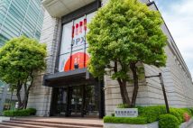 主要証券会社16社の利益成長率予想をもとに抽出した「今後3年の大化け期待株」、1位の日本ケミコンは「業績」「テーマ」「株価水準」の3条件を満たして高評価
