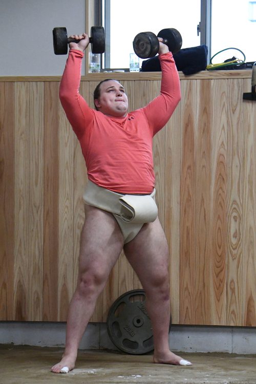 2022年2月のロシアによるウクライナ侵攻を受け、同年4月に祖国を離れ来日した