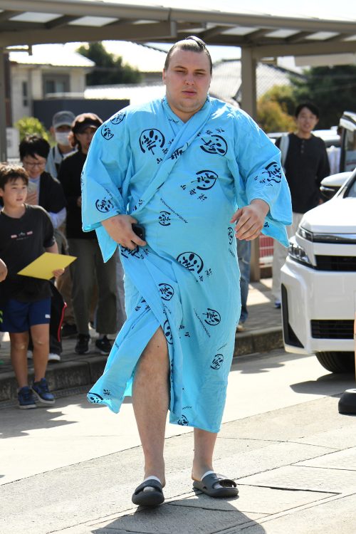 目標は全勝優勝