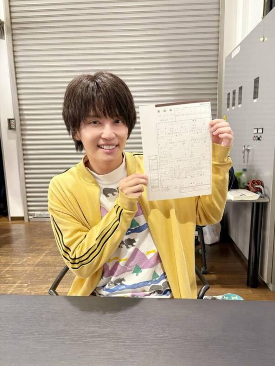 地上波ドラマに復帰の手越（公式インスタグラムより）