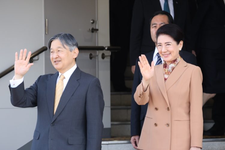 三重県を訪問された天皇皇后両陛下（2025年11月8日、撮影／JMPA）