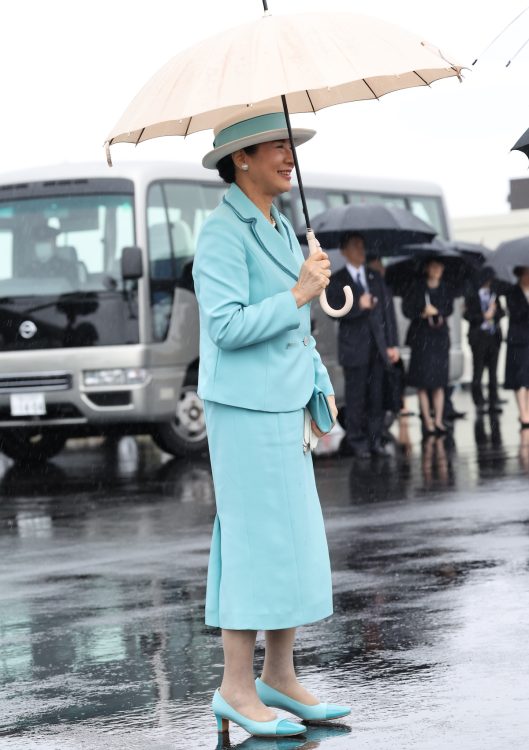 セットアップと同じようにヒールも濃淡の違う2色ブルーが配されていた(2025年11月9日、撮影/JMPA)