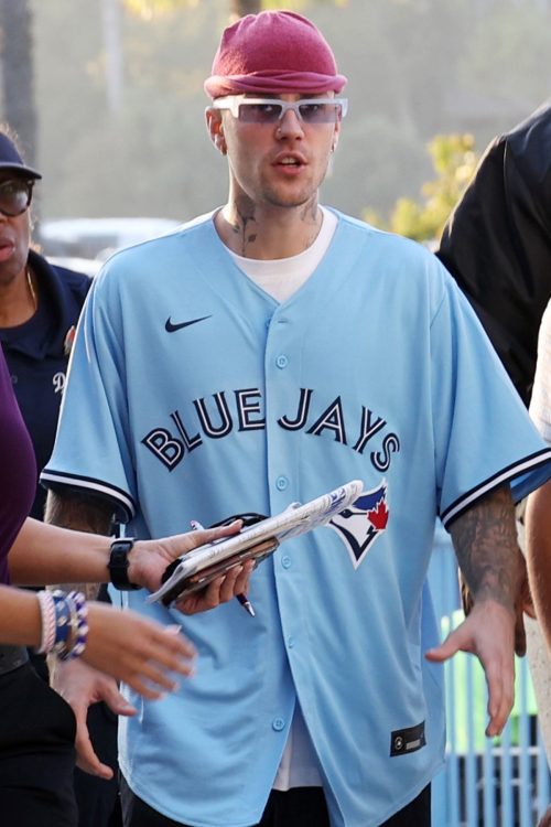 ヒゲを剃っていた（Xより）