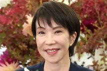 女性政治家のへアメイクをヘアメイクアーティストの小椋ケンイチさんが分析（時事通信フォト）