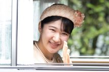 11月1日、学習院大学の学園祭に足を運ばれた愛子さま（時事通信フォト）