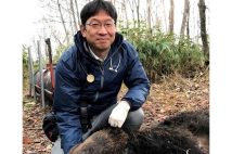 ”クマ研究の権威”である坪田敏男教授がインタビューに答えた