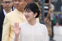 ラオスに滞在中の天皇皇后両陛下の長女・愛子さま（2025年11月18日、撮影／横田紋子）
