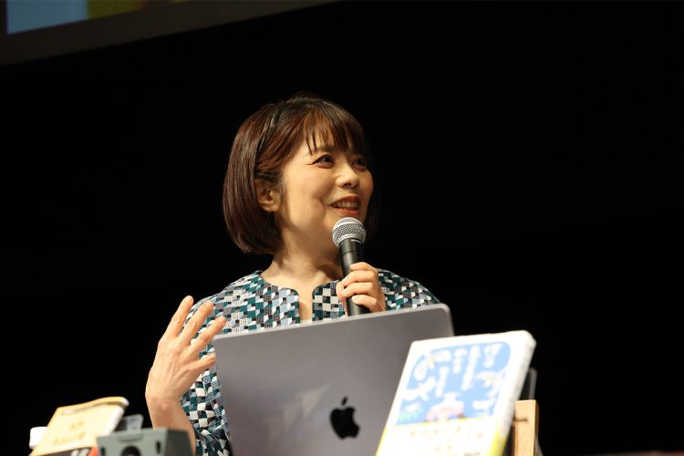 学生時代に佐佐木幸綱氏の影響を受け、短歌を始めたという俵さん