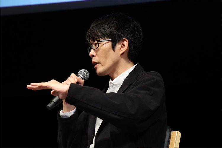 シジュウカラに言語能力を発見し、動物たちの言葉を解き明かす新しい学問、「動物言語学」を創設した鈴木さん