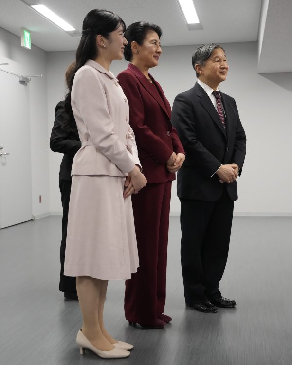 手話で選手の活躍を称えられた（2025年11月25日、撮影／JMPA）