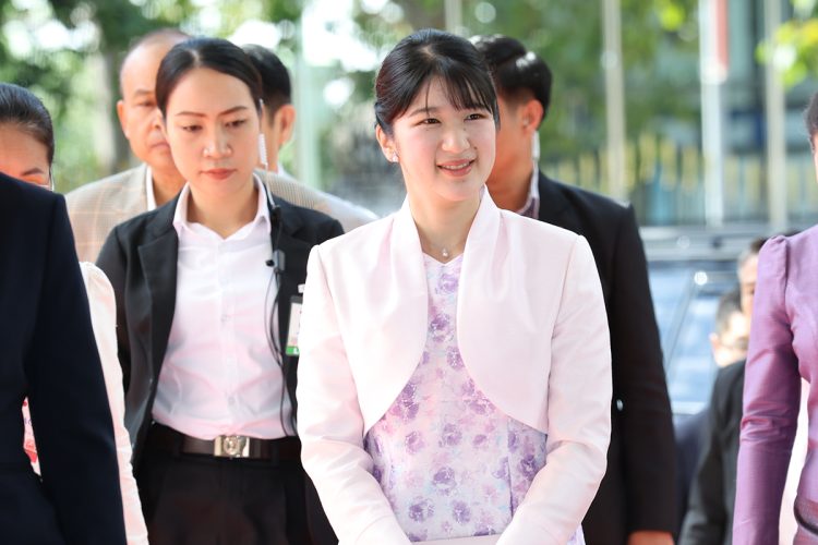 ラオスを訪問された愛子さま（2025年11月、ラオス。撮影／横田紋子）