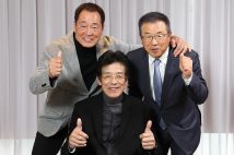 （左から）中畑清氏、江本孟紀氏、達川光男氏の人気座談会（撮影／山崎力夫）