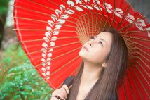 デビュー40周年をむかえた杉浦幸