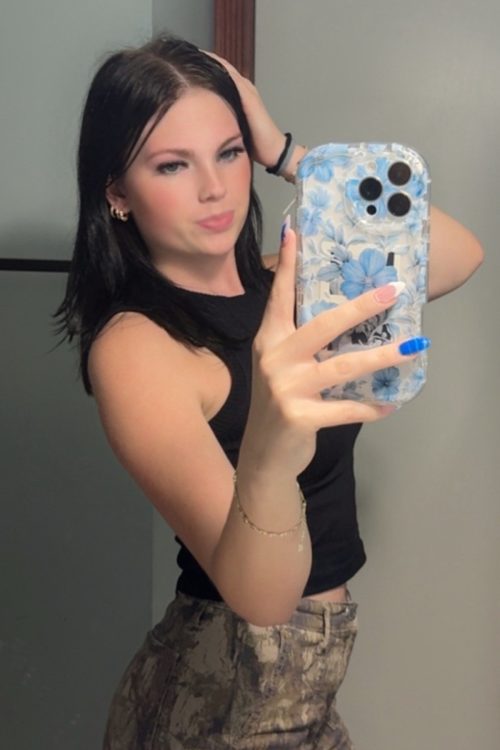 高校卒業を控えており、その後はアメリカ軍に入隊する予定だった（TikTokより）