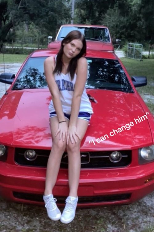 18歳の高校生で、チアリーディングチームに所属していた（TikTokより）