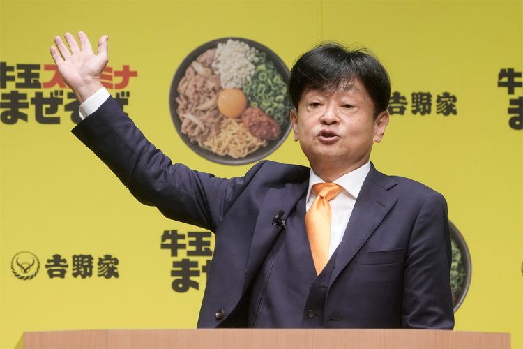 今年はまぜそばでも有名になった吉野家（時事通信）