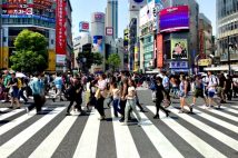 《東京都心部の地価上昇の行方》「今後も一本調子で伸びるとは考えられない」不動産事業プロデューサー・牧野知弘氏は「外国人頼みのリスクがあり、エリアごとの人気の差が鮮明になる」と指摘