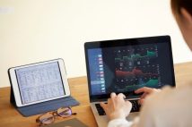 《日経平均5万円時代》歴戦の億り人たちの“次のテンバガー”の探し方　“高市銘柄”には乗らない愛鷹氏、“二兎を追う”戦略の弐億貯男氏