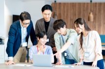 「直近業績が安定している老舗食品メーカー」「黒字化が視野に入った産直アプリ運営企業」…生成AIでは答えが出せない経営課題をどう導き出すか【ビジネス思考トレーニング「RTOCS」実例】