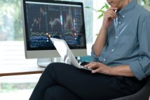 日経平均が高値圏で推移する相場でも安値で放置されている5万円・10万円株の投資妙味　億り人・DAIBOUCHOU氏は「今は割安な小型株に投資できるチャンスの局面」