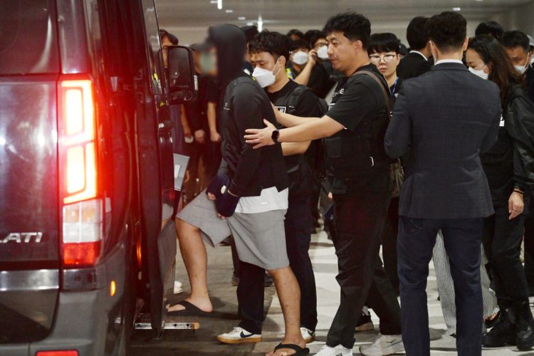 ”闇バイト”はもはや国際問題なのかもしれない（時事通信フォト）