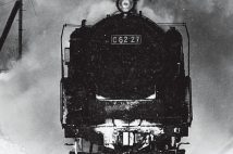 蒸気機関車C62を正面から捉えた代表作のひとつ。函館本線の目名〜上目名間。1965年2月（C）広田尚敬