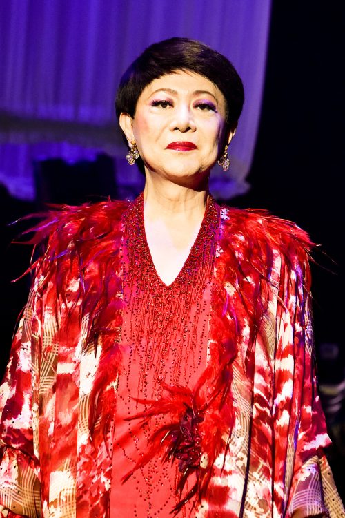 長期間の入院で芸能活動を休止している