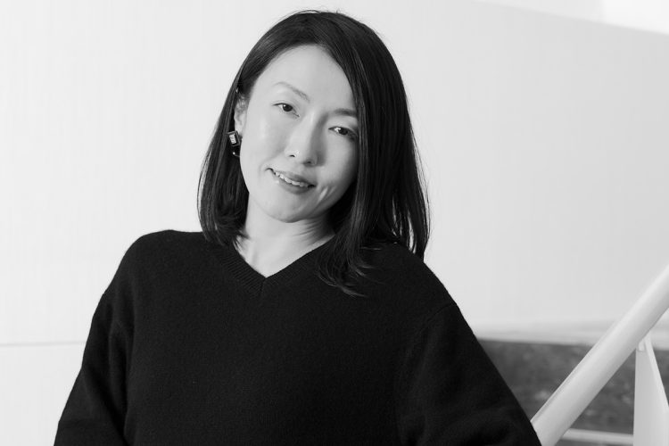 安壇美緒氏が新作について語る(撮影/朝岡吾郎)