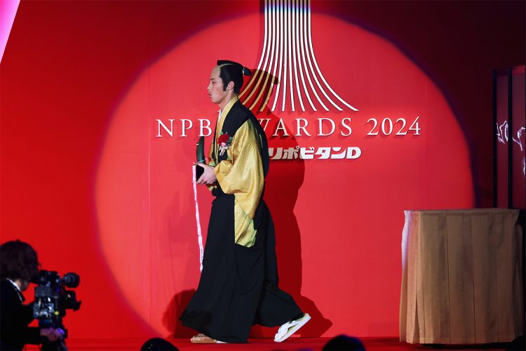 こちらは侍（時事通信フォト）