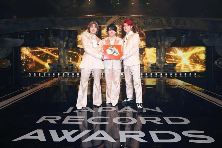 第66回、日本レコード大賞を受賞したMrs.GREENAPPLE（インスタグラムより）