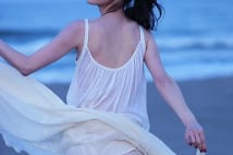 映画『高校教師』の遠山景織子 40歳の大胆グラビア撮り下ろし