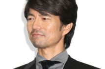 仲村トオル 難病の妻・鷲尾いさ子を全身全霊で支える日々