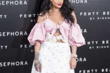リアーナ担当、人気メイクアップアーティスト推奨のメイク術