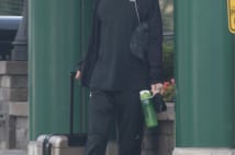 羽生結弦、カナダで練習開始 メドベージェワは別マンション